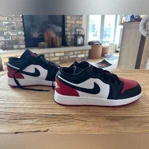 Nike Air Jordan 1 Low kids- size 4 - Black, White & Red.